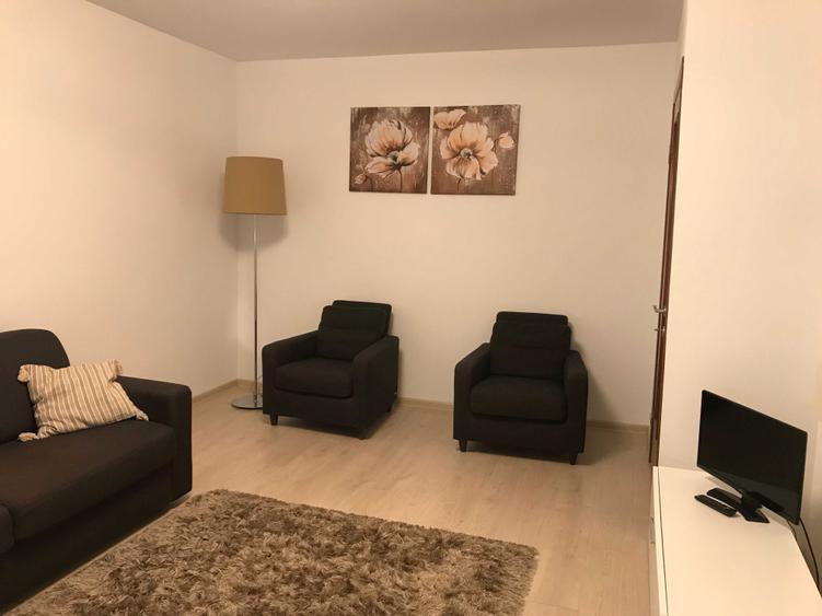 Garsonieră decomandată în Muncii