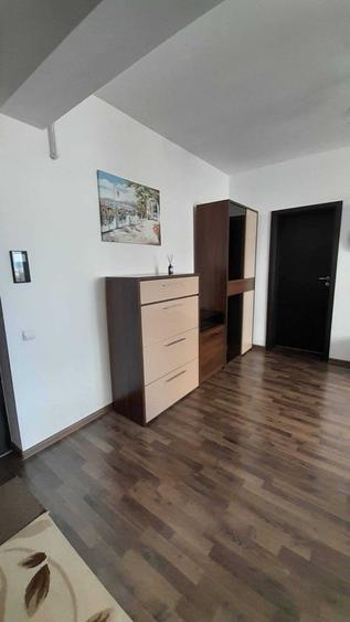 Apartament cu 3 camere decomandat în Rahova