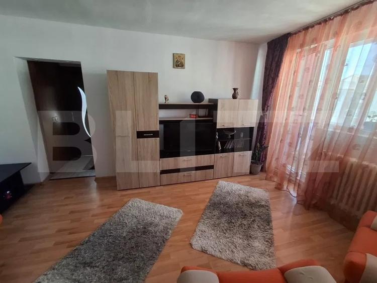 Apartament 2 camere, zona DECEBAL, 45mp - 1