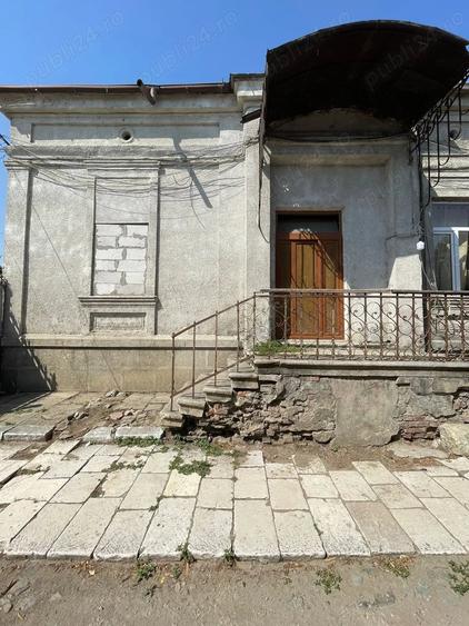 Casă cu 2 camere cu Teren 78 Mp în Central