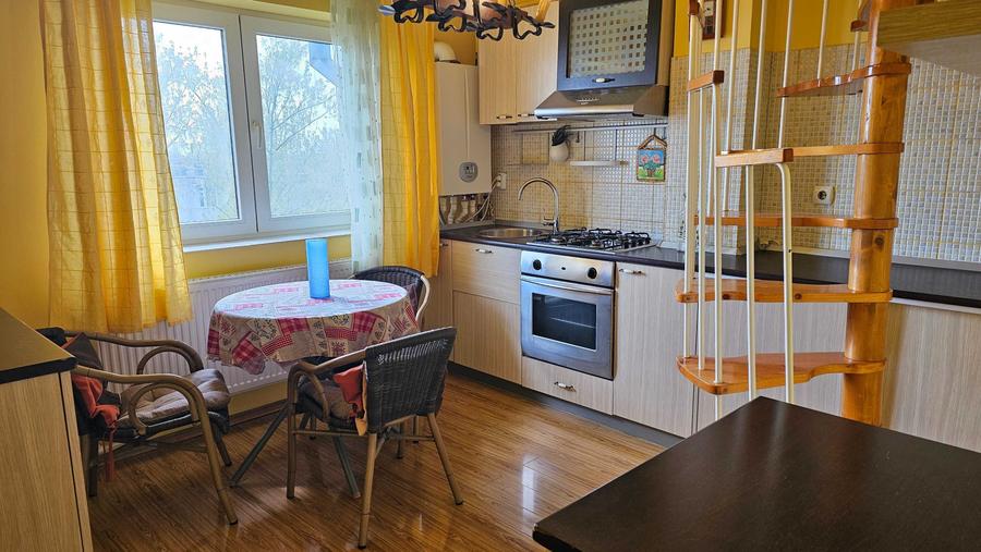 Apartament cu 2 camere decomandat în Sârbi