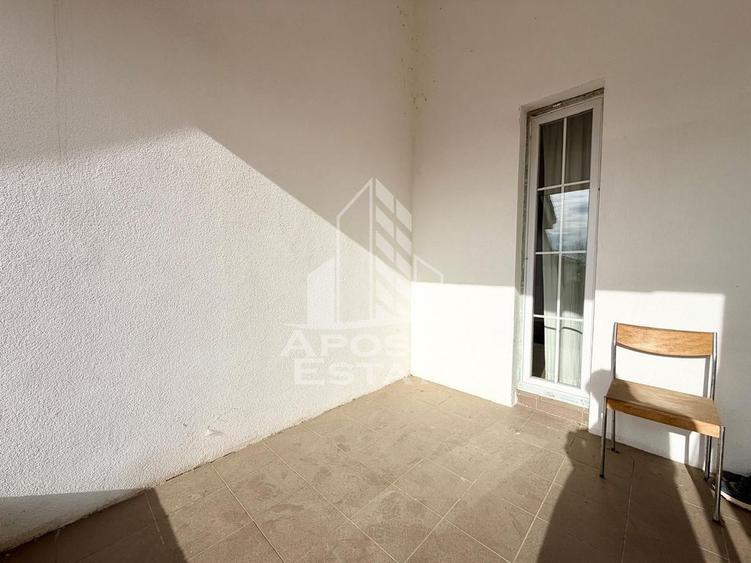 Jumatate de Duplex, 5 camere, 4 bai, PetFriendly, curte, ... - 5