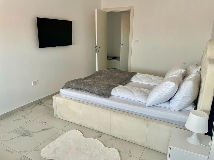 Apartament cu 2 camere decomandat în Malul Mureșului