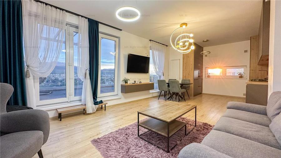 Apartament cu 3 camere decomandat, mobilat în Tractorul