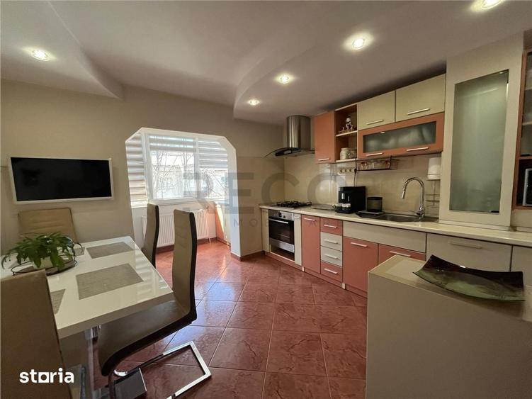 Apartament cu 3 camere decomandat în Nufărul