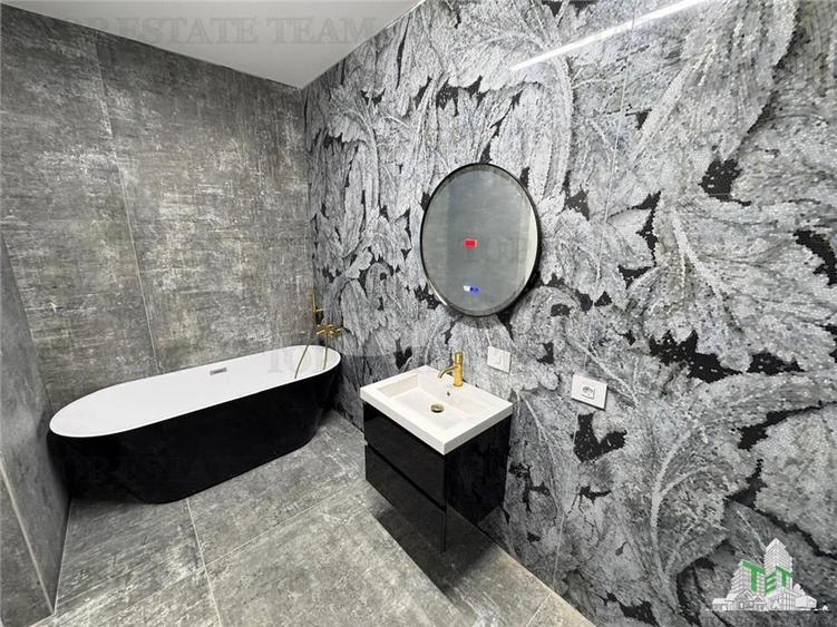Apartament cu 5 camere decomandat, mobilat în Pipera