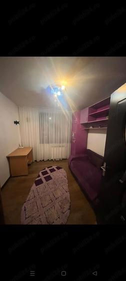 Apartament cu 3 camere decomandat în Hipodrom