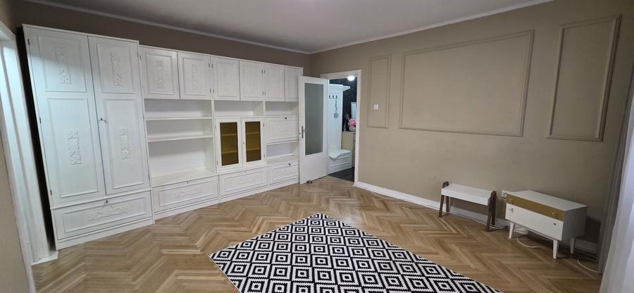 Apartament cu 2 camere semidecomandat în Nufărul