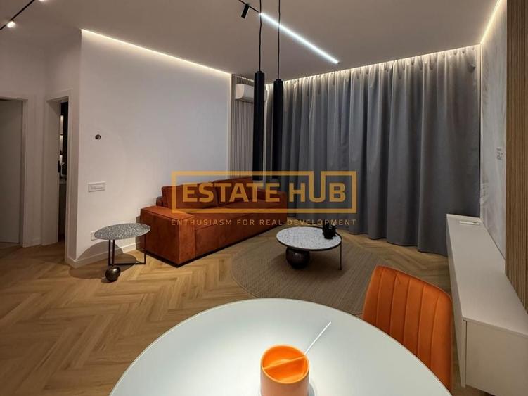 Apartament cu 2 camere semidecomandat, mobilat în Ultracentral