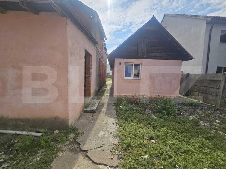 Teren Construcții intravilan de 1439 mp, în Periferie