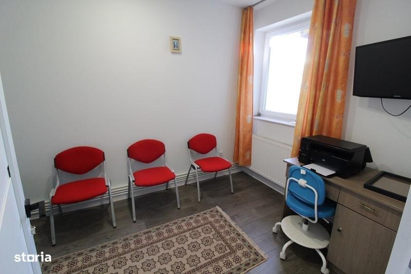 Casă cu 4 camere în Hunedoara