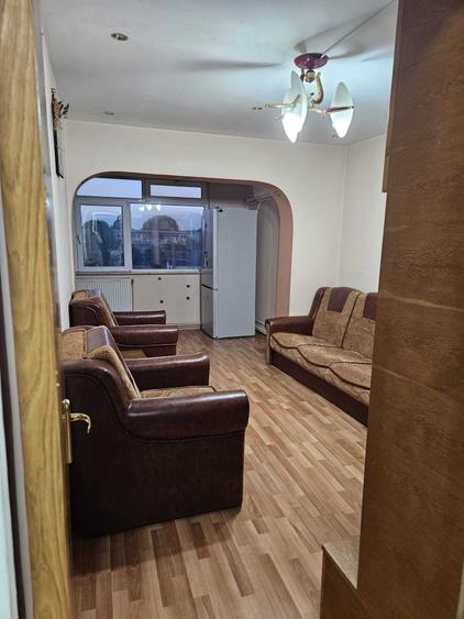 Apartament cu 2 camere decomandat în Radu Negru