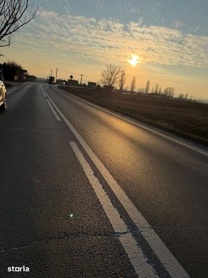 Teren de 1000 mp, în Buhoci