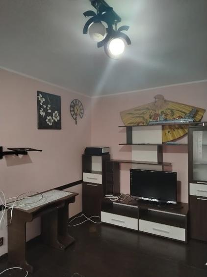 Apartament cu 2 camere semidecomandat, mobilat în Farfuria