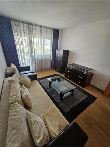 Apartament cu 3 camere decomandat în Ultracentral