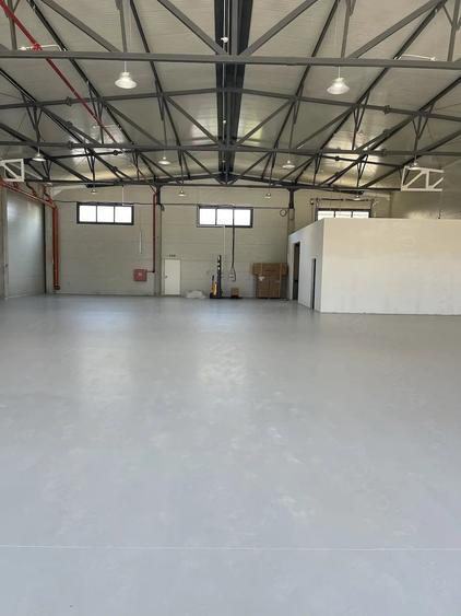 Spațiu comercial, de 1,200 mp, în Afumați