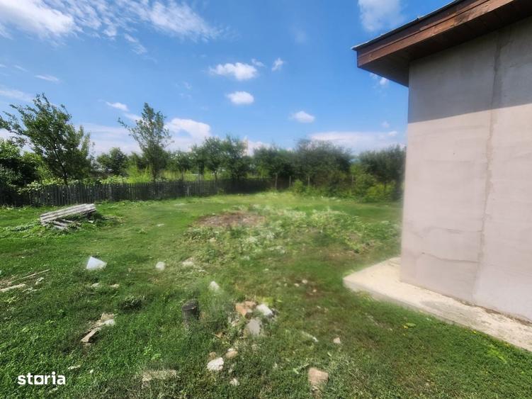 Casă cu 3 camere în Lilieci