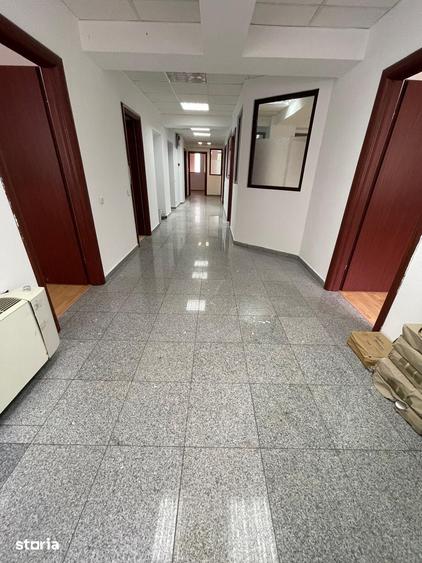 Spațiu comercial, de 180 mp, în Grivița