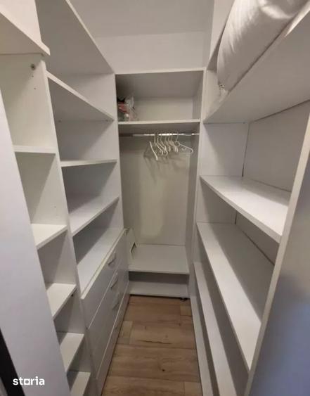 Apartament cu 4 camere decomandat în Tomis Nord