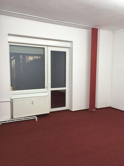 Spațiu comercial, de 60 mp, în Bălcescu