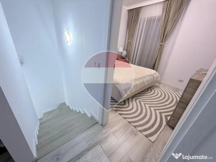 Casă cu 4 camere cu Teren 227 Mp în Ulmi