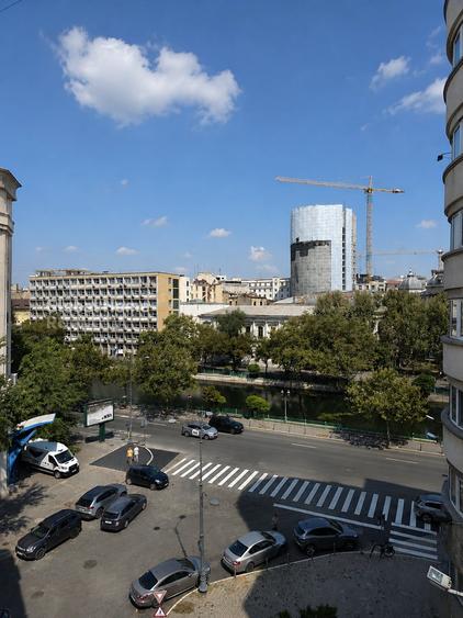 Apartament cu 2 camere decomandat, mobilat în Ultracentral