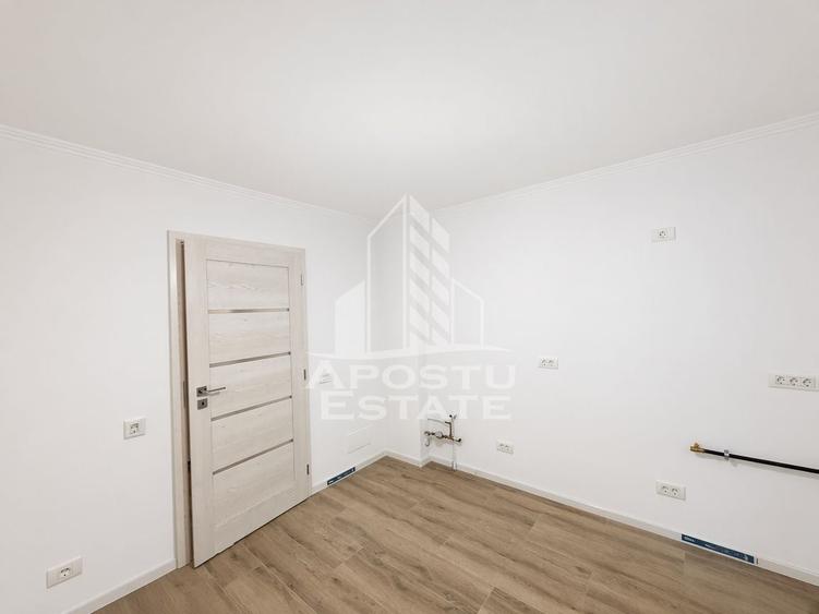 Apartament cu 3 camere decomandat în Dâmbovița