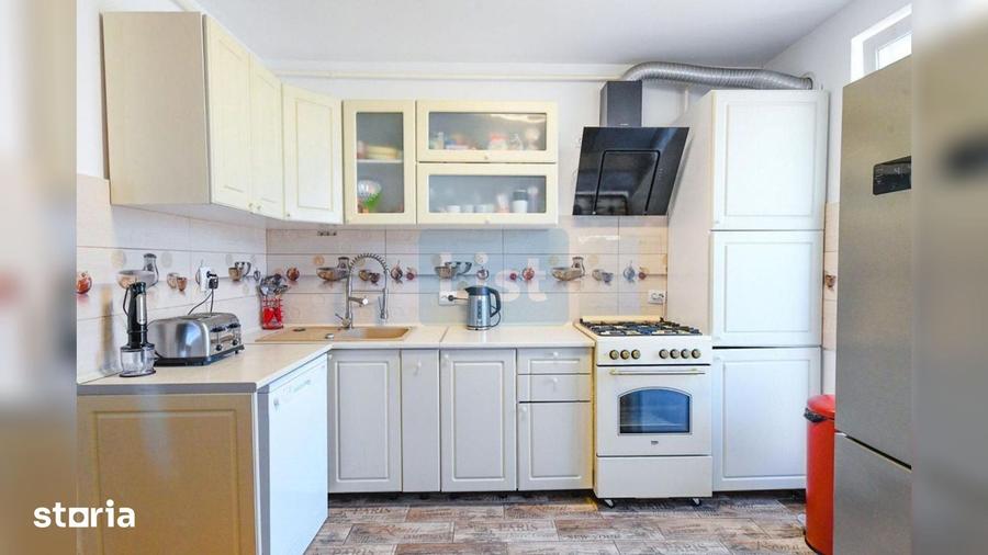 Apartament cu 3 camere în Bună Ziua