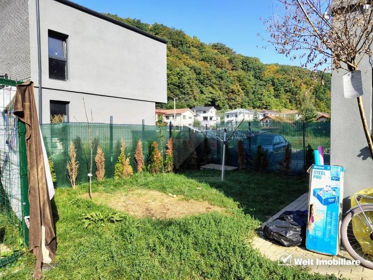 Duplex cu 3 camere cu Canalizare în Tăuți