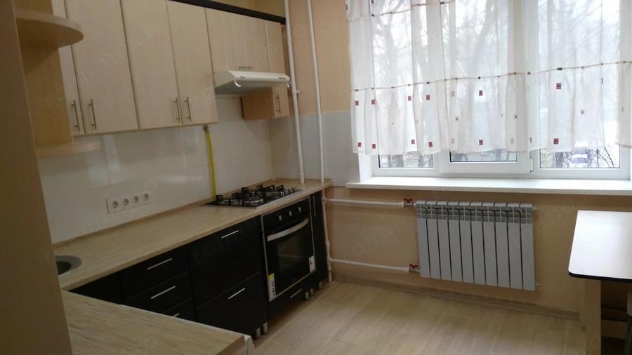 Garsonieră decomandată în Păcii