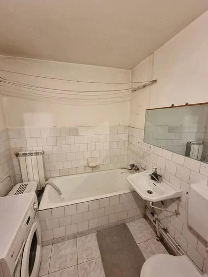 Apartament cu 3 camere decomandat în Nord