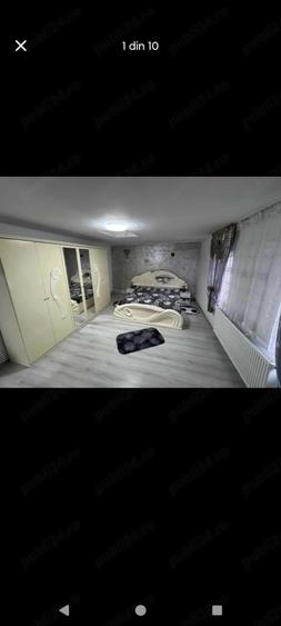Casă cu Teren 1075 Mp în Vest