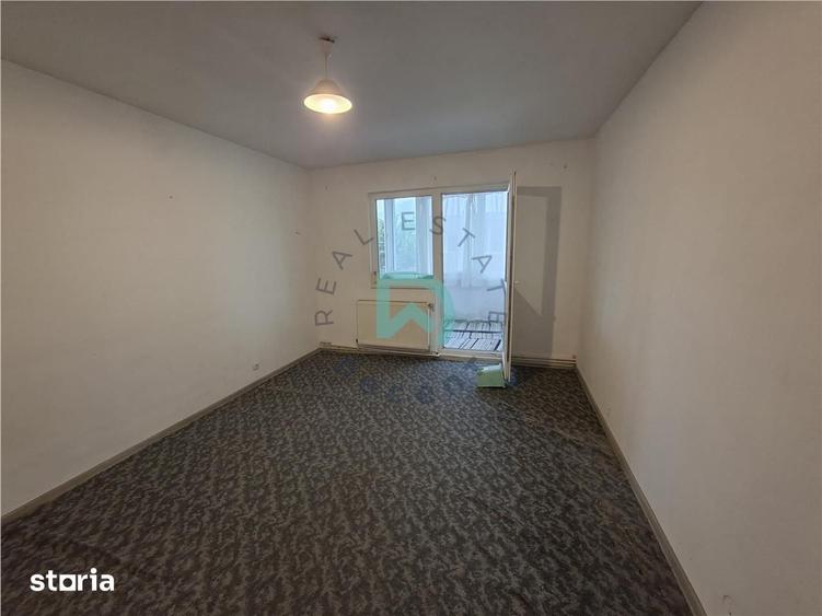 Apartament cu 4 camere în Centrul Civic