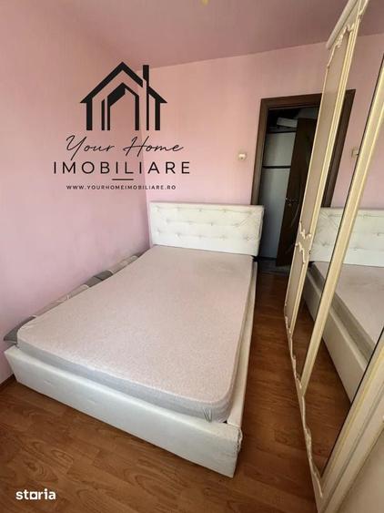 Apartament cu 3 camere semidecomandat în Craiovița Nouă