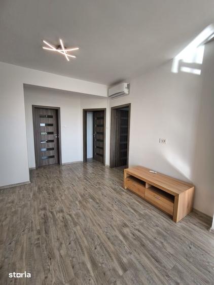 Apartament cu 3 camere în Sântandrei