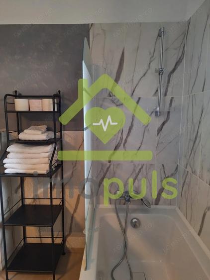 Apartament cu 4 camere decomandat, mobilat în Dumbrăvița