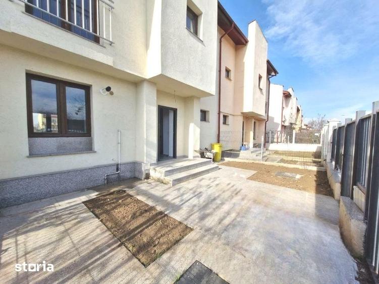 Casă cu 5 camere cu Teren 220 Mp în Central