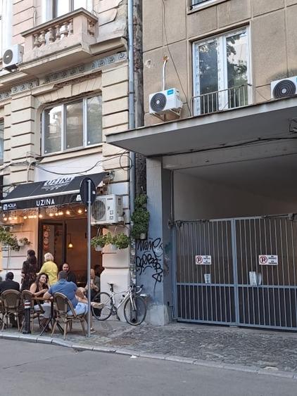 Apartament cu 2 camere decomandat, mobilat în Calea Victoriei