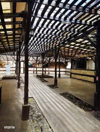 Spațiu comercial, de 1,600 mp, în Romană