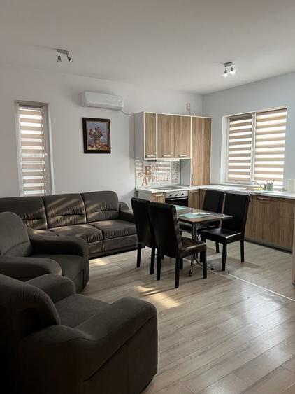 Casă cu 4 camere cu Teren 130 Mp în Central
