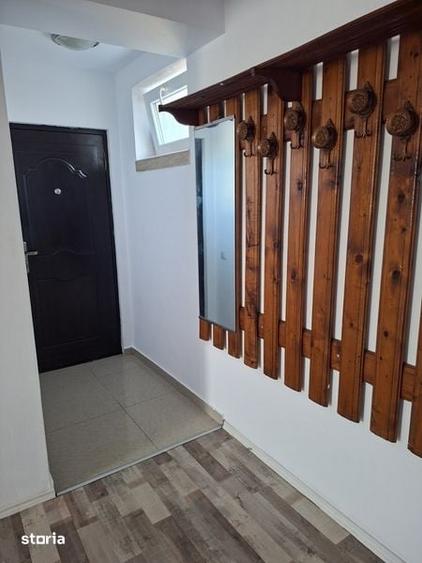 Garsonieră în Titan
