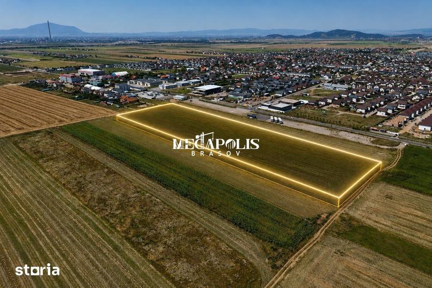 Teren de 10900 mp, în Central