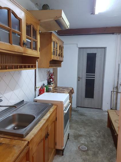 Apartament cu 2 camere decomandat în Lipovei