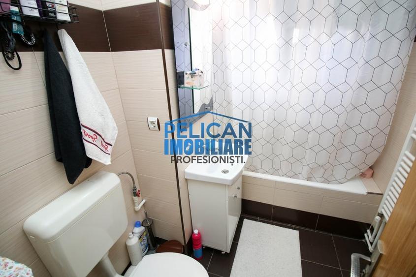 Apartament cu 4 camere decomandat, mobilat în Central