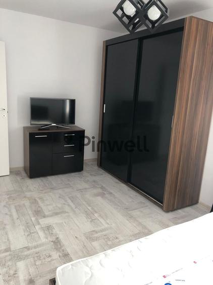 Apartament cu 3 camere decomandat, mobilat în Central