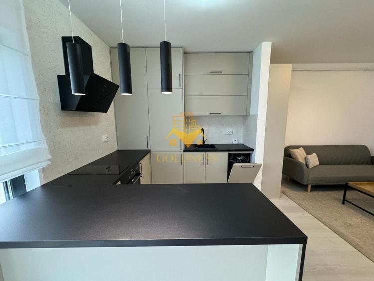 Apartament cu 2 camere semidecomandat în Florești