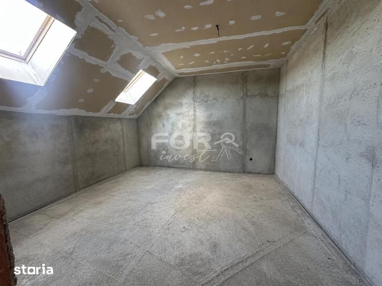 Casă cu 5 camere cu Teren 522 Mp în Sântandrei