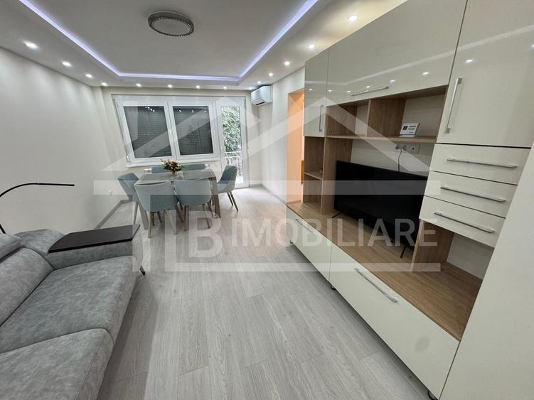 Apartament cu 3 camere decomandat în 7 Noiembrie
