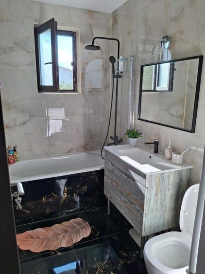 Duplex cu 3 camere cu Canalizare în Exterior Nord