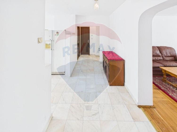 Apartament de închiriat în zona Decebal - 6